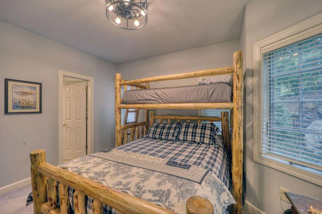 Bucket List Views Sugar Mountain Private Condo - 2Bed, 2Bath, Sleeps 6, Panoramic Views Of Mountains From Large Deck, Short Drive To Shopping, Restaurants, Cafes & Banner Elk Town Ngoại thất bức ảnh